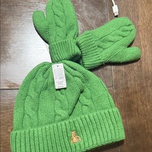 ❌SOLD❌Baby GAP Cozy Green Cable Knit Hat and Mittens Set